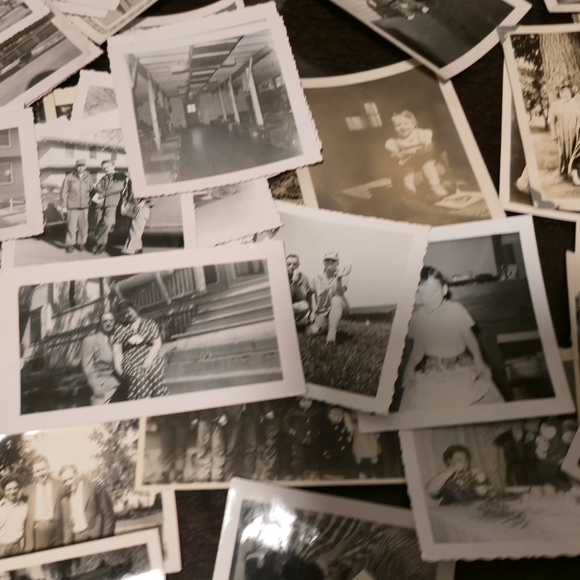 Vintage Black and White Photo Collection - Picture 7 of 16